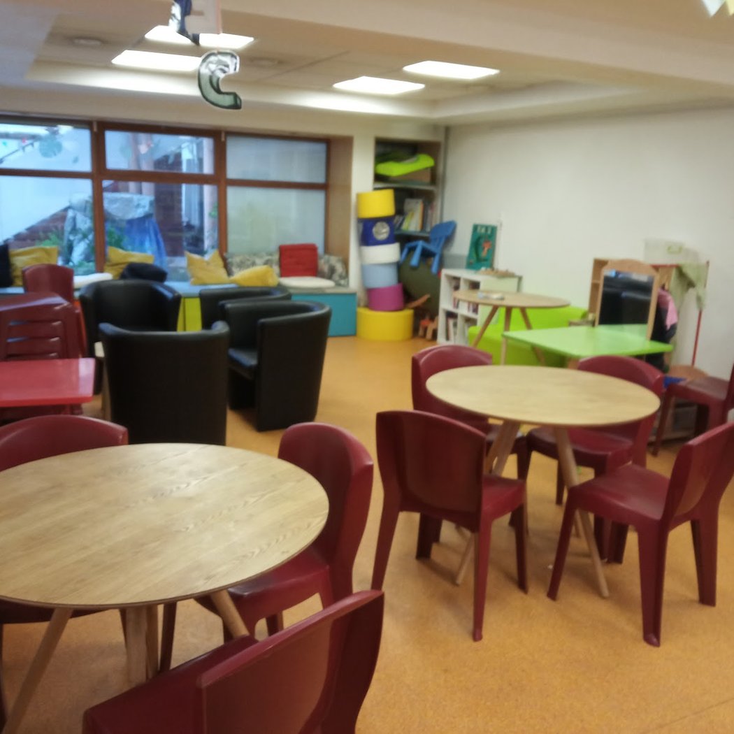 Centre Social et Culturel - Crèche et Halte Garderie 2